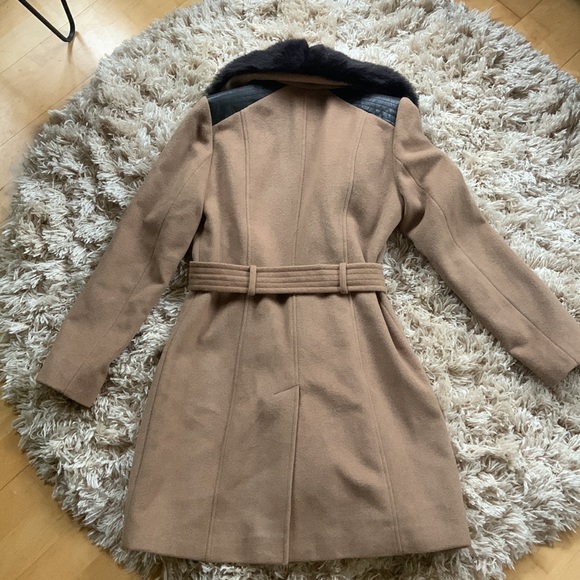 Via Spiga Asymmetrical Faux-Fur-Collar Coat 6 - Picture 3 of 14